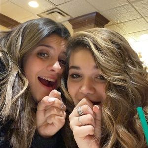 Meet your Posher, Mackenzie